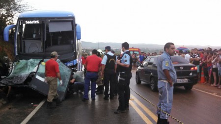 Senado volta a pagar supersalários a servidores